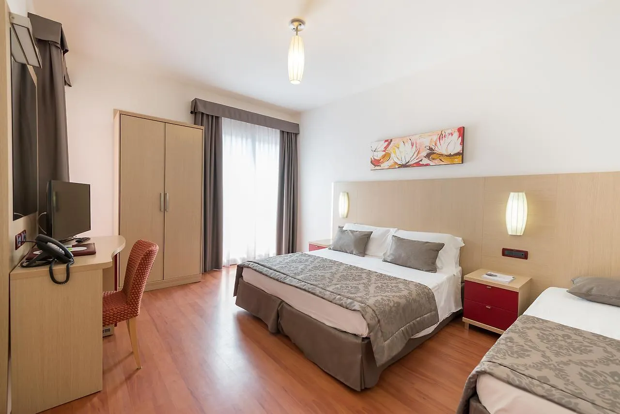 Hotel Villa Angelina Bibione 3*,  Italia